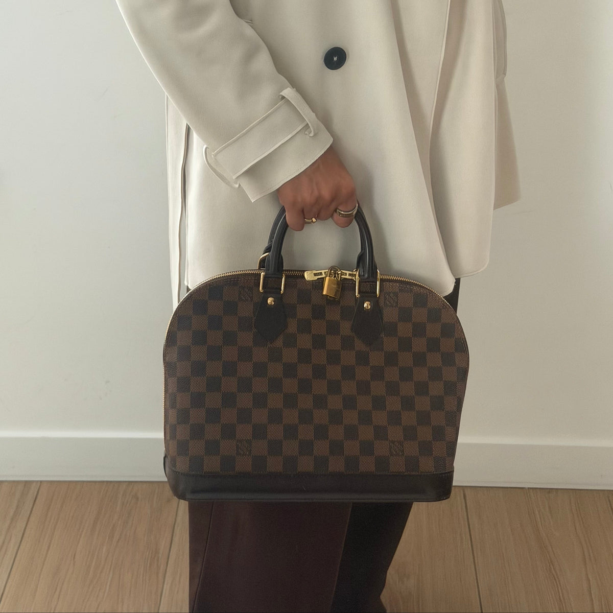 Louis Vuitton Alma PM – Damier Ebene Canvas (Vintage 2009)