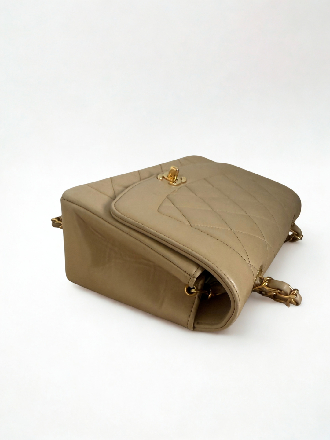 Chanel Curved Flap Bag Beige Lambskin – Gold Hardware