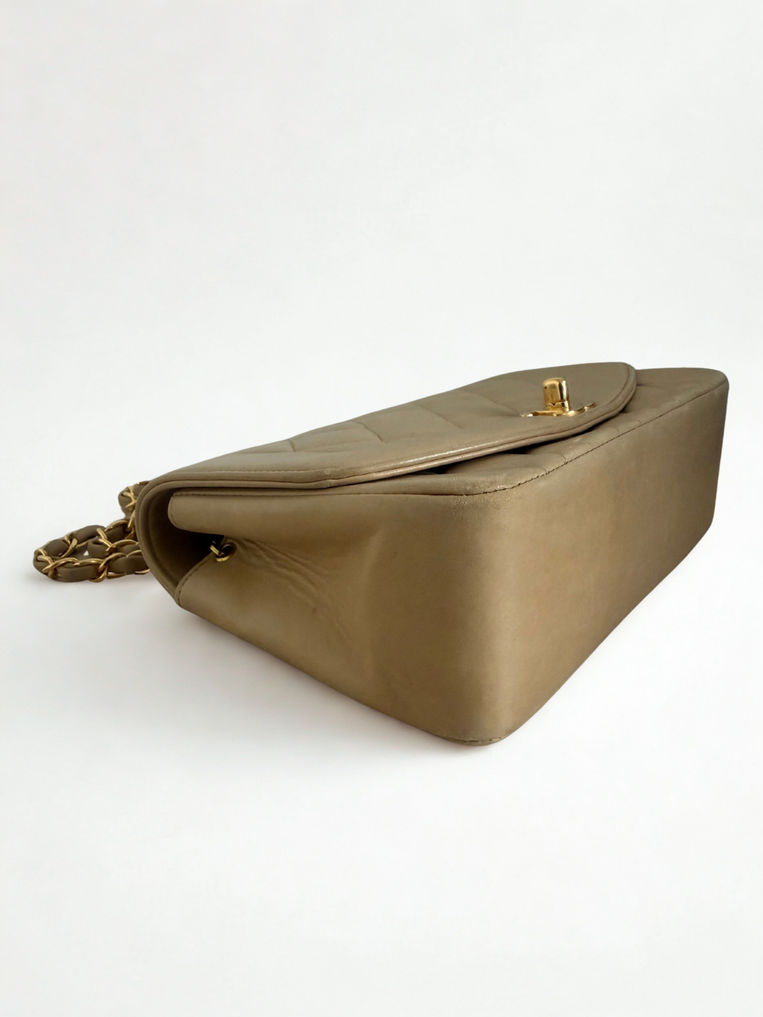 Chanel Curved Flap Bag Beige Lambskin – Gold Hardware